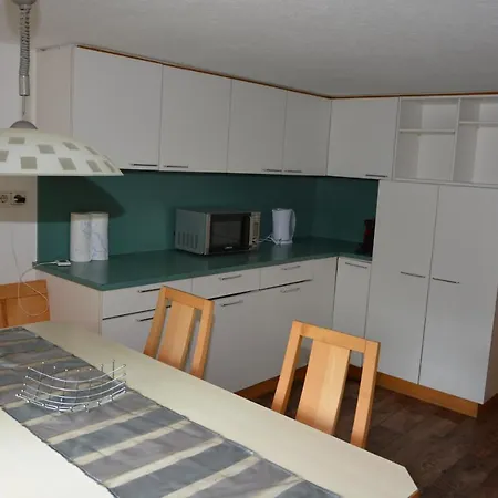 Happy Point Apartment *