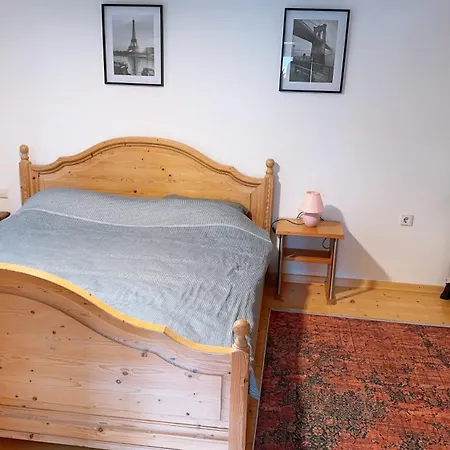 Happy Point Apartment *
